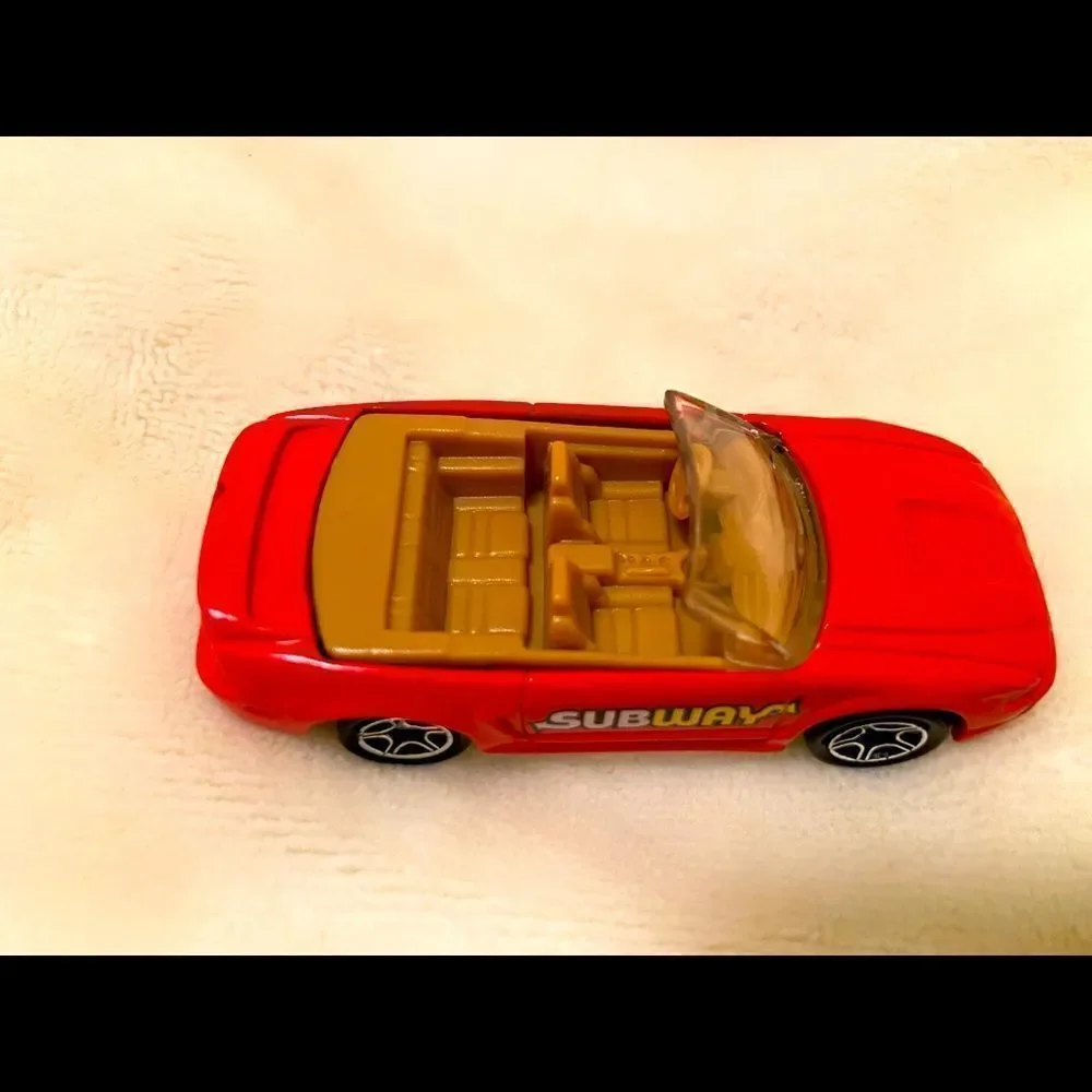 MATCHBOX SUBWAY FORD MUSTANG CONVERTIBLE MATTEL